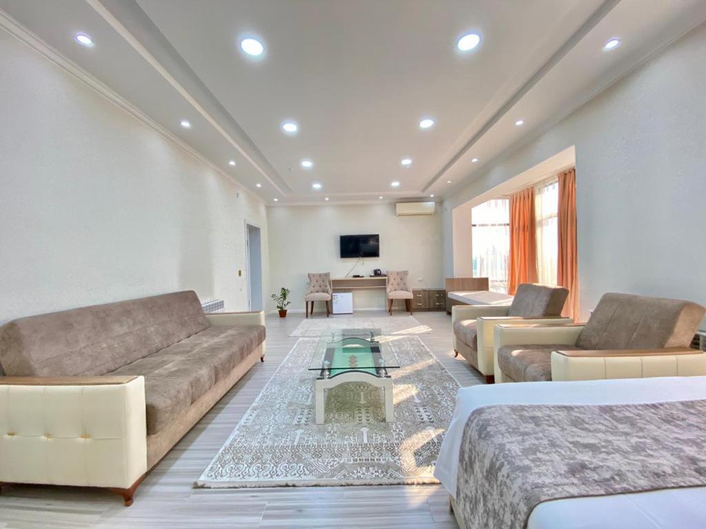 Comfort Hotel Turkistan ภายนอก รูปภาพ